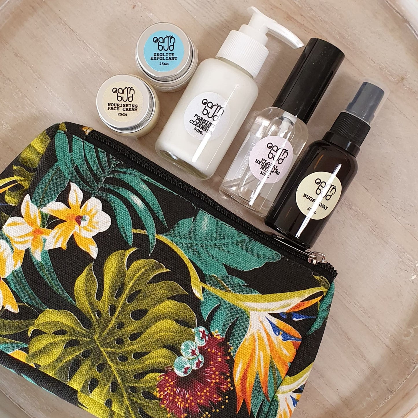Tropical Travel Pack